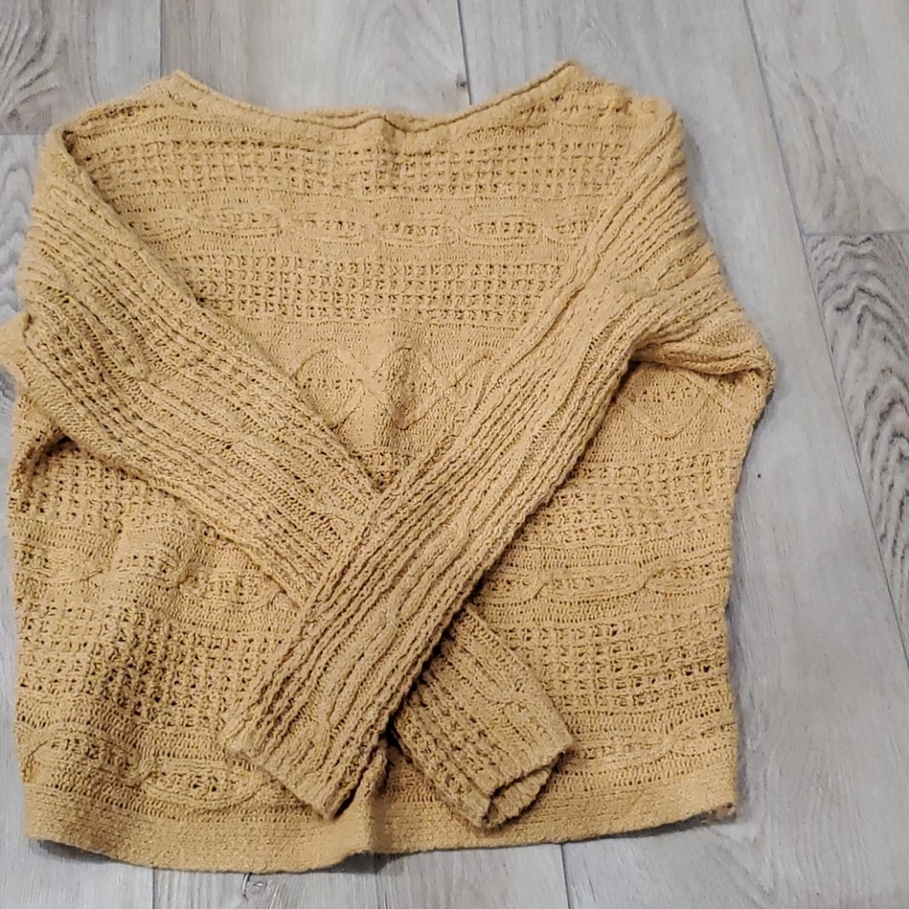 Abercrombie mustard yellow sweater